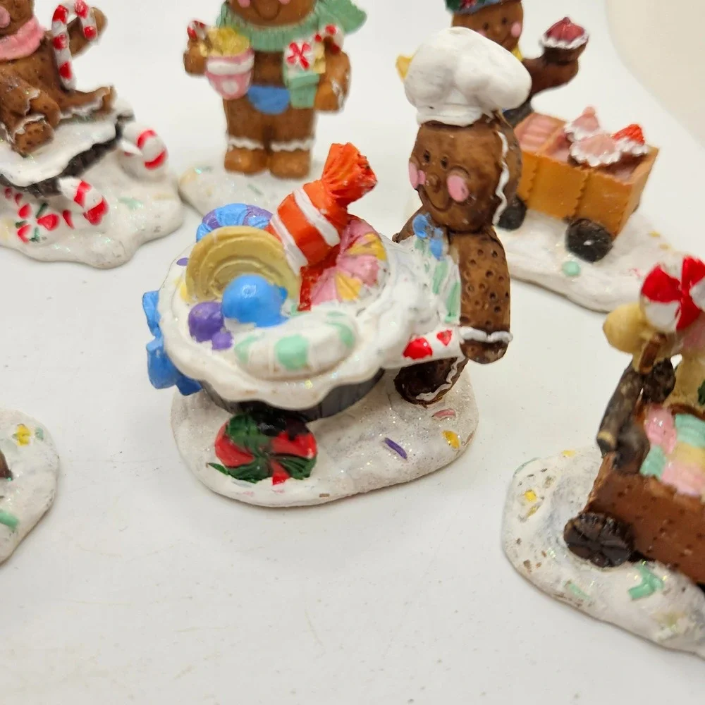 VTG Lot 8 Gingerbread Christmas Village Figurines Candy Bakers Family Miniatures